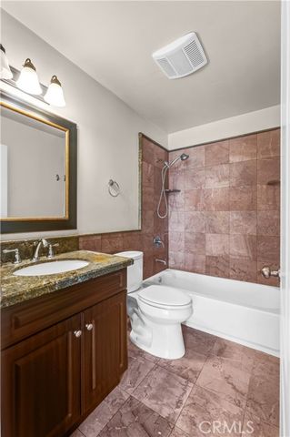 12731 Victory, North Hollywood (los Angeles), CA 91606