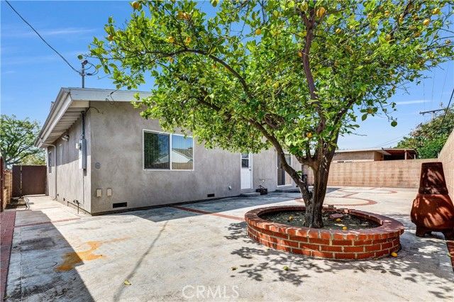 12731 Victory, North Hollywood (los Angeles), CA 91606