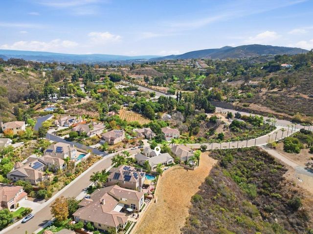 1607 Brighton Glen Road, San Marcos, CA 92078