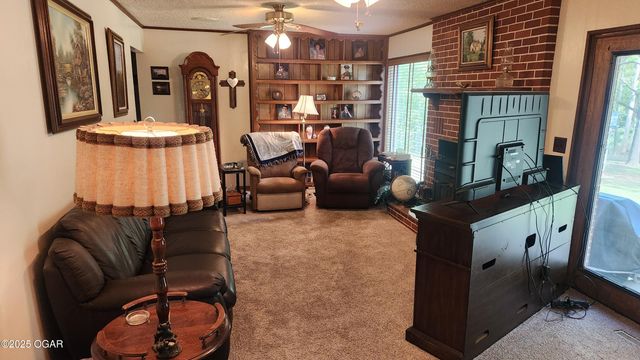 1308 York Drive, Carl Junction, MO 64834