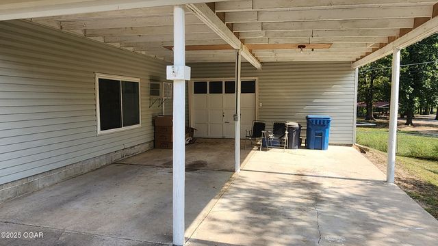 1308 York Drive, Carl Junction, MO 64834