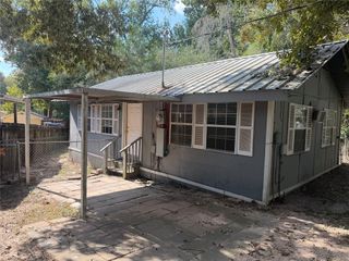 5912 Skylane Drive, Montgomery, TX 77316