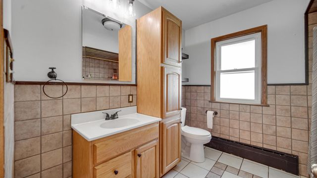 138 N Road, Schererville, IN 46375