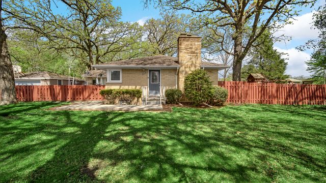 138 N Road, Schererville, IN 46375