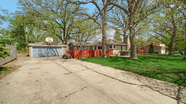 138 N Road, Schererville, IN 46375