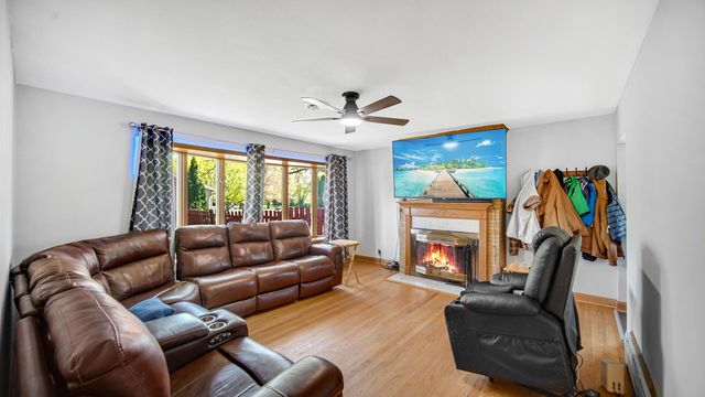 138 N Road, Schererville, IN 46375