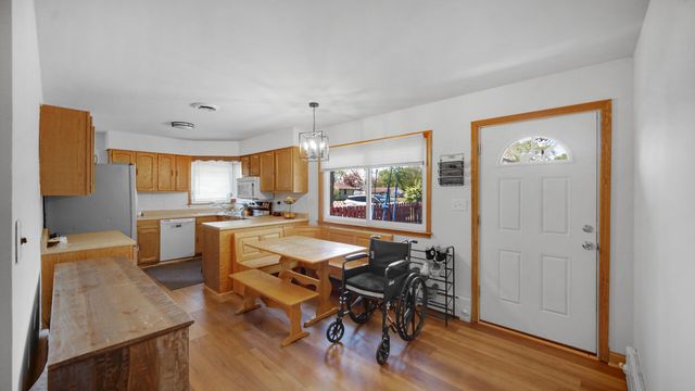 138 N Road, Schererville, IN 46375