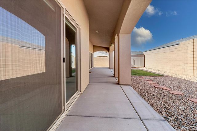 2013 E Valor Drive, Fort Mohave, AZ 86426