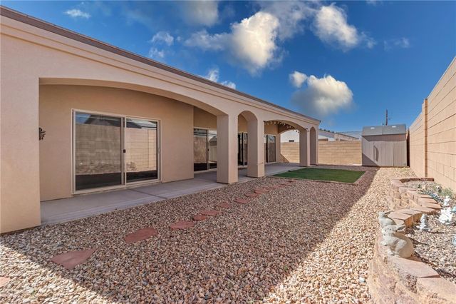 2013 E Valor Drive, Fort Mohave, AZ 86426