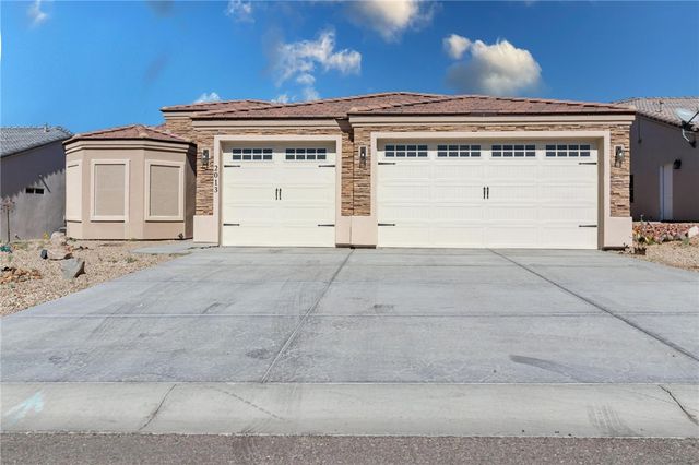 2013 E Valor Drive, Fort Mohave, AZ 86426