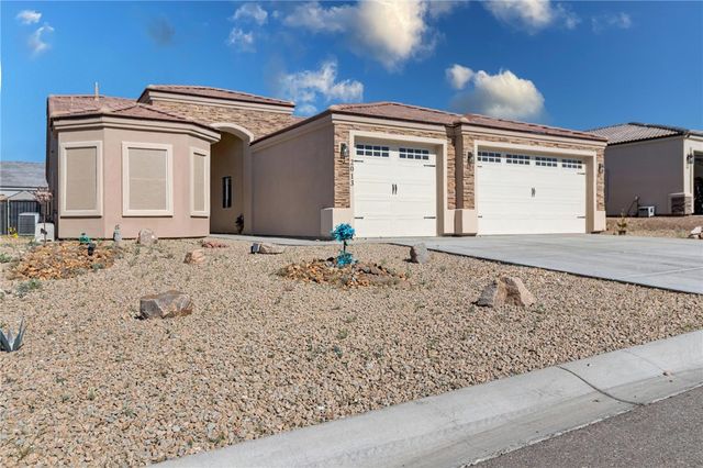 2013 E Valor Drive, Fort Mohave, AZ 86426