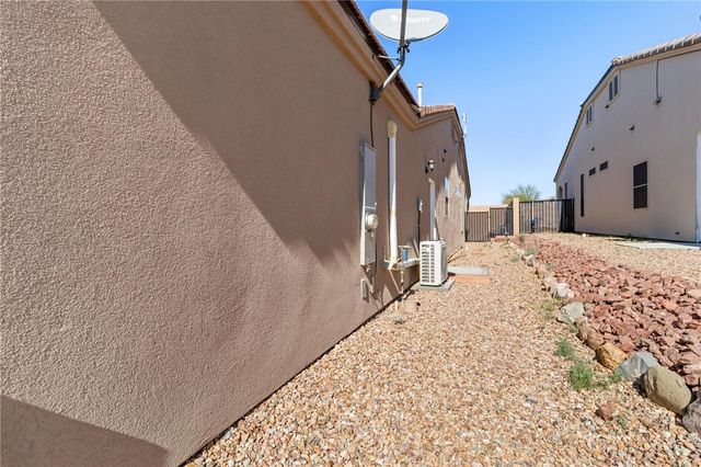 2013 E Valor Drive, Fort Mohave, AZ 86426