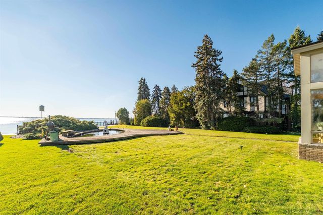 801 Park Lane, Grosse Pointe Park, MI 48230