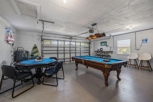 8462 FLAGSTONE DRIVE, Tampa, FL 33615