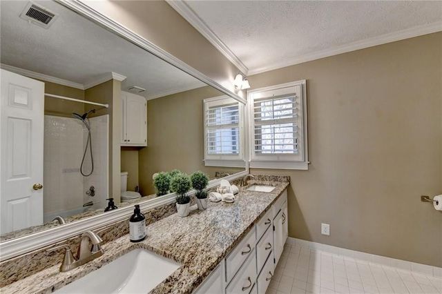 350 S Satinwood Place, Roswell, GA 30076