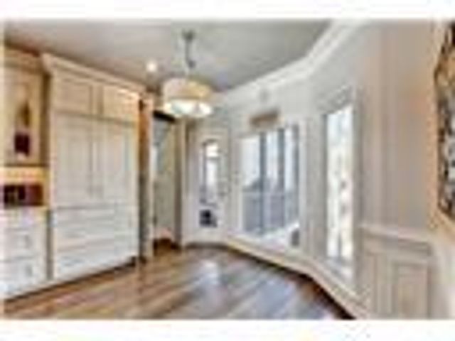 350 S Satinwood Place, Roswell, GA 30076