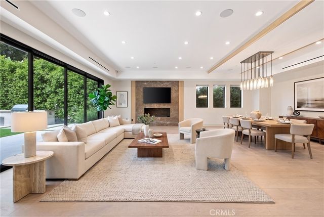 13944 Valleyheart Drive, Sherman Oaks, CA 91423