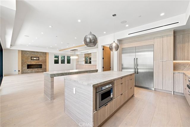 13944 Valleyheart Drive, Sherman Oaks, CA 91423