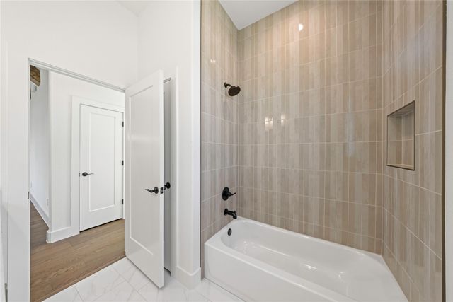 2008 Parker Meadows Court, Weatherford, TX 76088