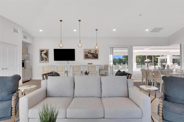 1720 LAKE RESERVE DRIVE, Deland, FL 32724