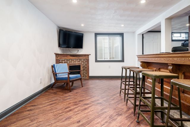 6120 John Street, Loves Park, IL 61111