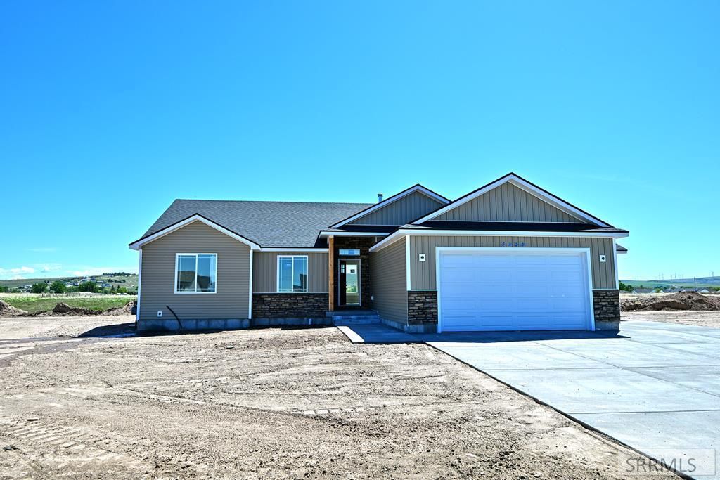 5120 Big River Rd, Iona, ID 83427