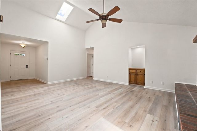2709 N Wakefield Place, Fayetteville, AR 72703