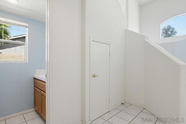 8355 Jade Coast, San Diego, CA 92126