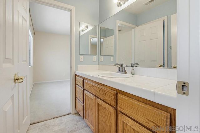 8355 Jade Coast, San Diego, CA 92126
