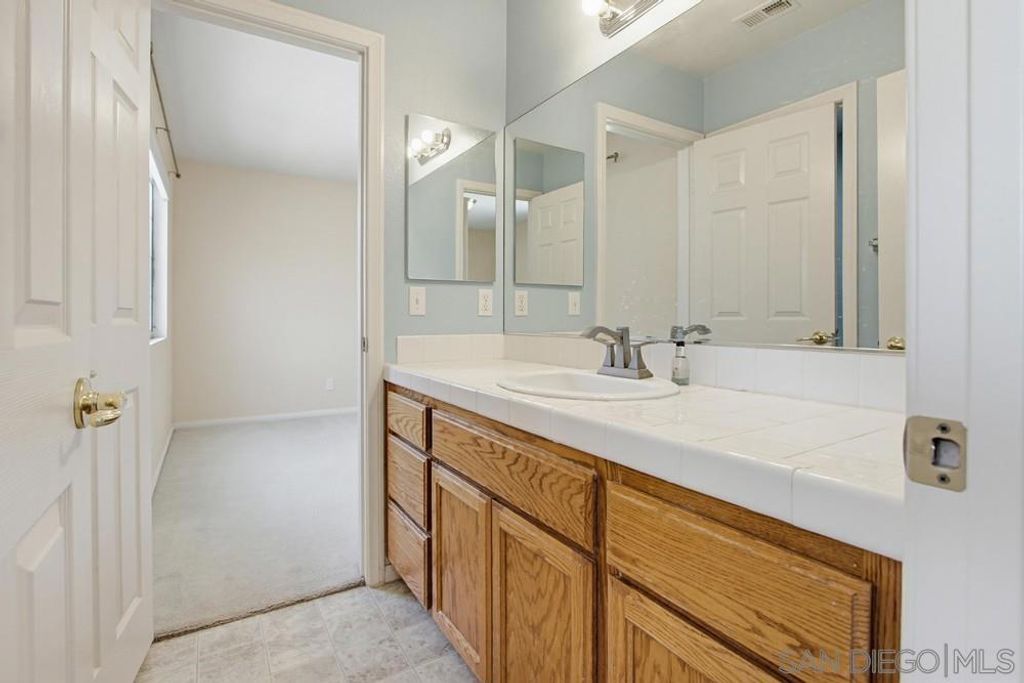 Image 24 of property listing at 8355 Jade Coast, San Diego, CA 92126