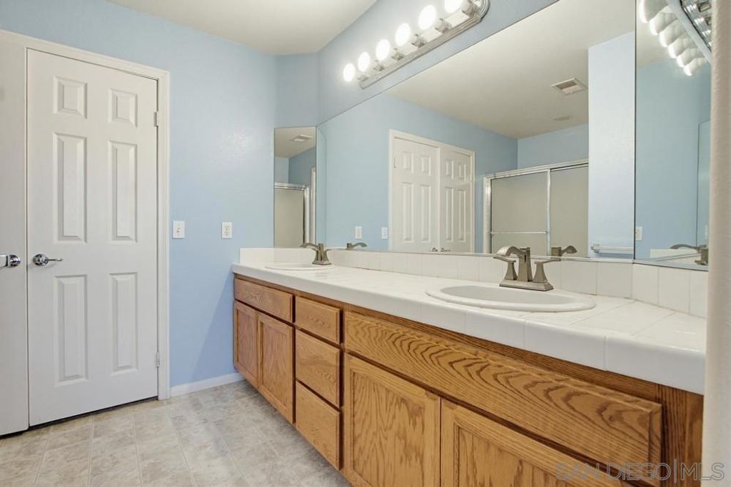 Image 35 of property listing at 8355 Jade Coast, San Diego, CA 92126