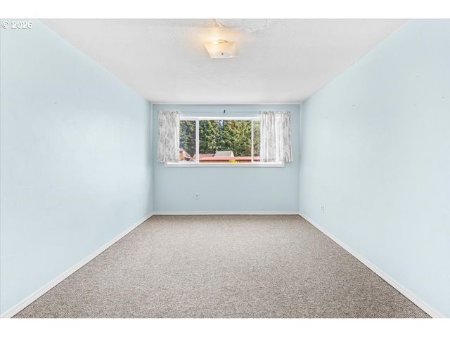 30703 Ne RAILROAD Ave, Yacolt, WA 98675