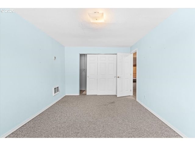 30703 Ne RAILROAD Ave, Yacolt, WA 98675