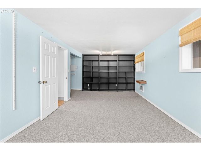 30703 Ne RAILROAD Ave, Yacolt, WA 98675