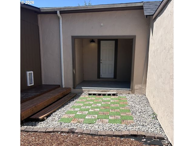30703 Ne RAILROAD Ave, Yacolt, WA 98675