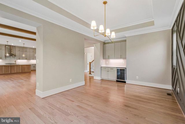 2300 MERIDIAN ST, Falls Church, VA 22046