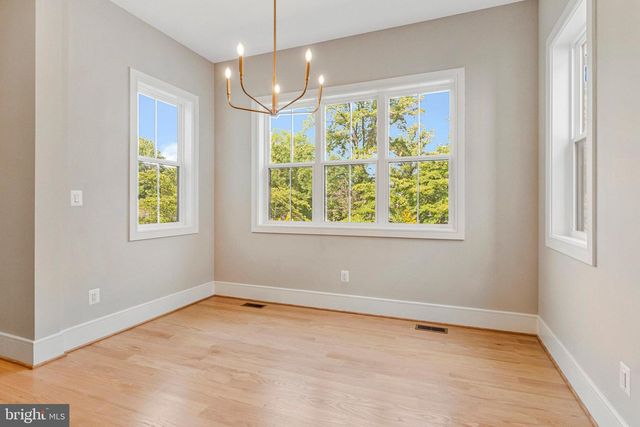 2300 MERIDIAN ST, Falls Church, VA 22046