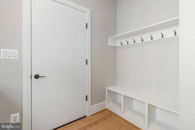 2300 MERIDIAN ST, Falls Church, VA 22046