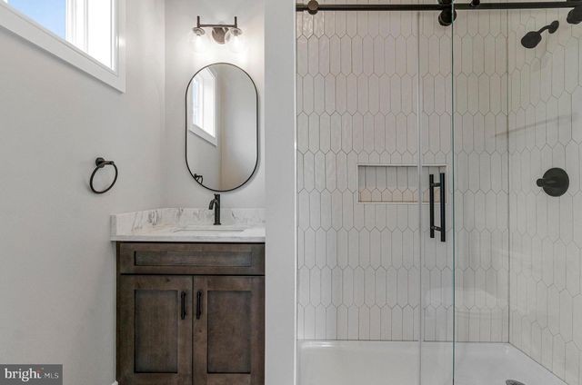 2300 MERIDIAN ST, Falls Church, VA 22046