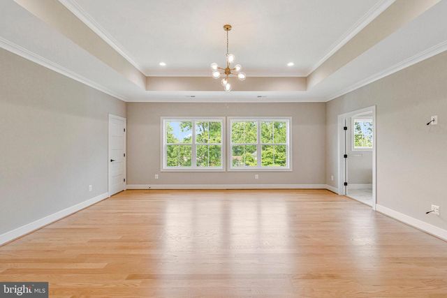 2300 MERIDIAN ST, Falls Church, VA 22046