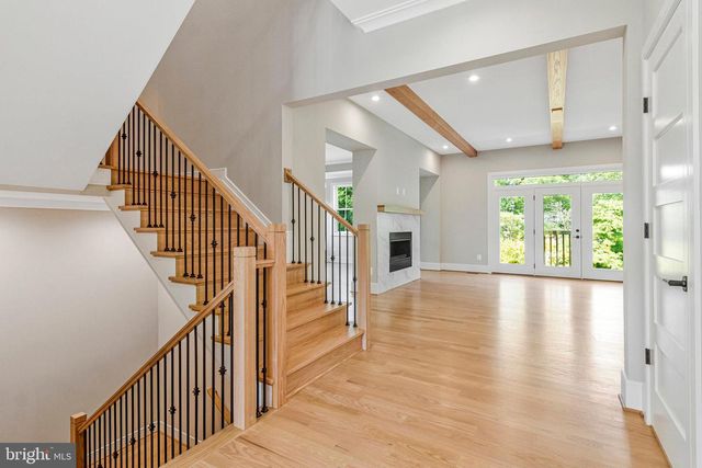 2300 MERIDIAN ST, Falls Church, VA 22046