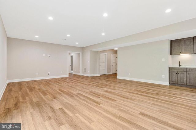 2300 MERIDIAN ST, Falls Church, VA 22046