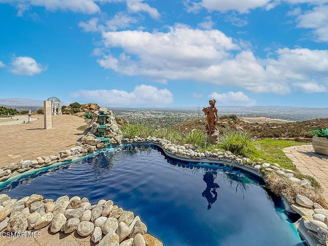 10200 Lilac Lane, Chatsworth, CA 91311