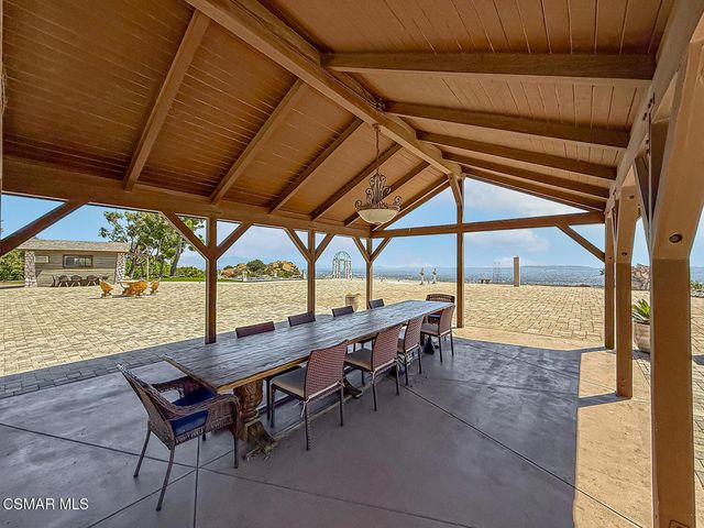 10200 Lilac Lane, Chatsworth, CA 91311