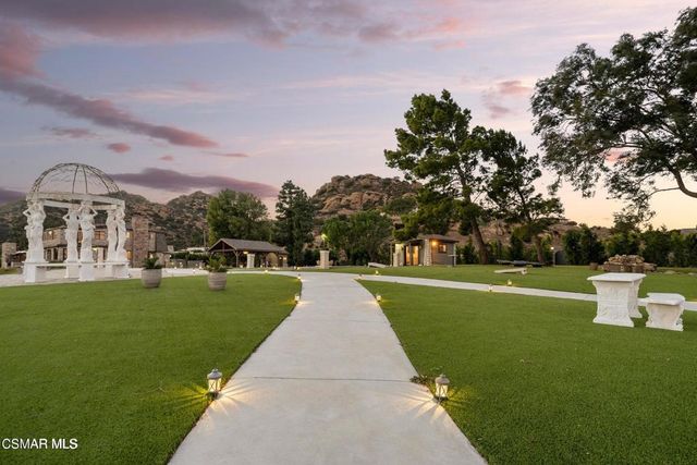 10200 Lilac Lane, Chatsworth, CA 91311