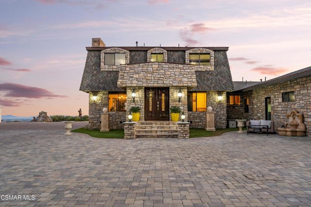 10200 Lilac Lane, Chatsworth, CA 91311