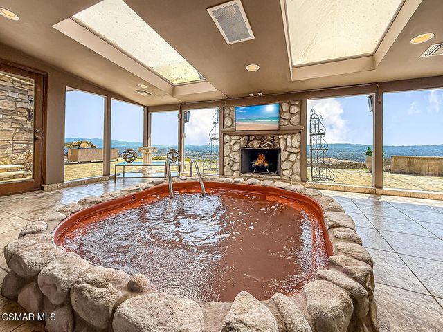 10200 Lilac Lane, Chatsworth, CA 91311