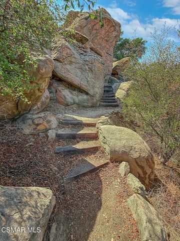 10200 Lilac Lane, Chatsworth, CA 91311