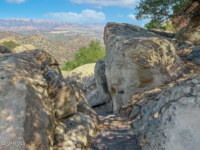 10200 Lilac Lane, Chatsworth, CA 91311