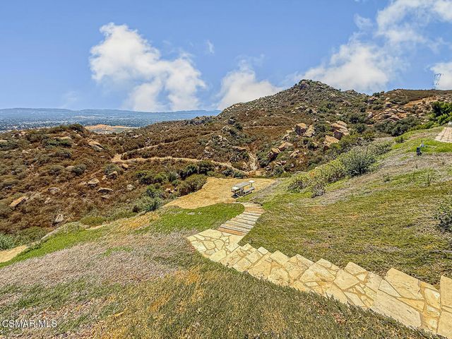 10200 Lilac Lane, Chatsworth, CA 91311